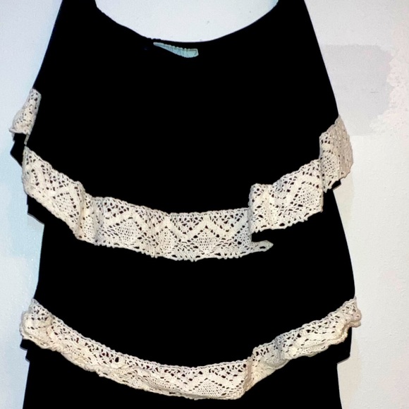 Judith March Dress. Strapless & Tiered with crochet details! Worn once! - Picture 2 of 8